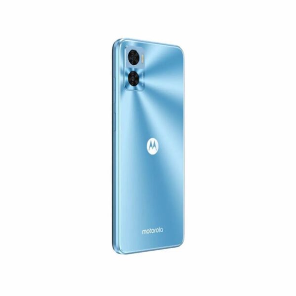 Motorola Moto e22 - Image 4